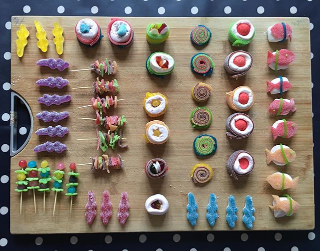 Ca parle bonbons et sushis sur mon blog en ce moment :) #ciloubidouille #sushi #sushi #japanesefood #yummy #candy