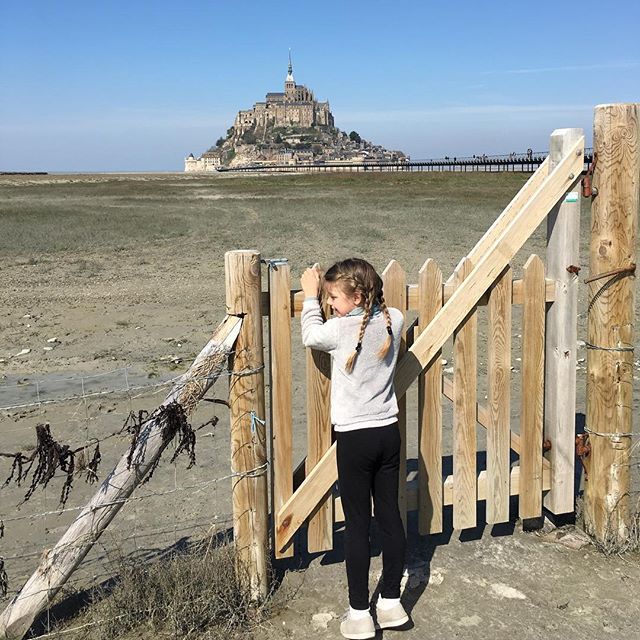 On entre maman ? #montsaintmichel #ciloubidouillesorties