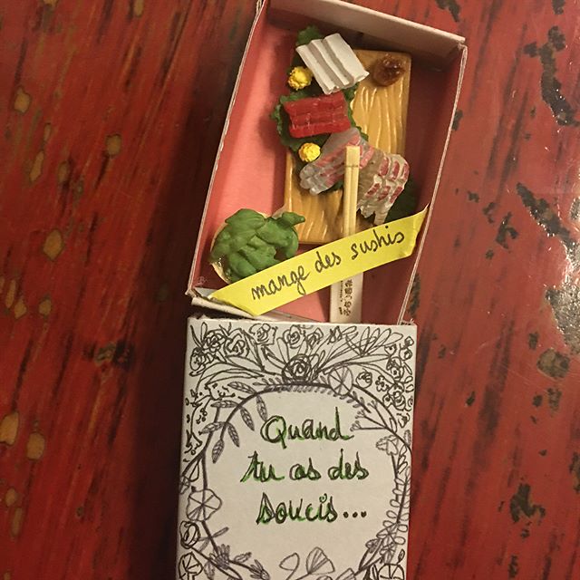 Si vous voulez en savoir plus sur ma passion "mini boites à message", c'est sur mon blog :) #craft #diy #matchboxart #ciloubidouille