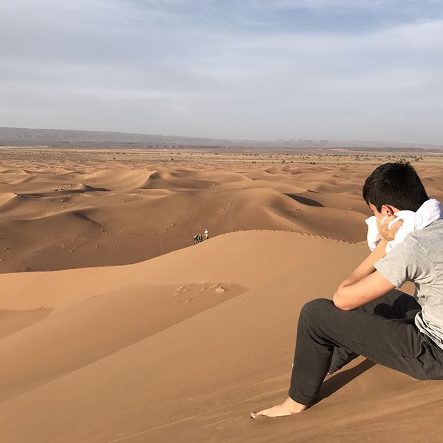 Le sable... partout... plutôt magique ! #désertmarocain #chegaga #ciloubidouilleauMaroc #maroc