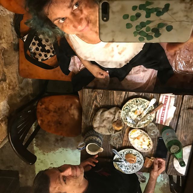 Dejeuner au Big Love Caffè (paris 3), restau italien de très grande qualité. Zéro réservation, prix corrects, super déco, très bon accueil... bref on s'est régalés et on recommande !