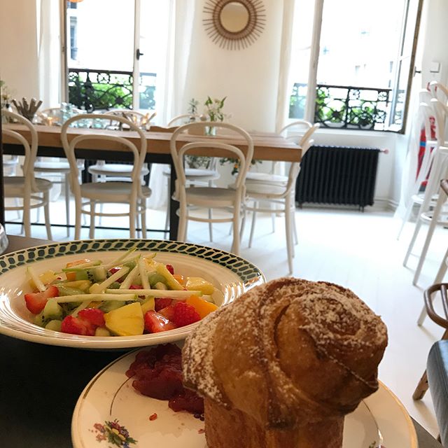 Super pause gourmande chez @restaurant_marcelle dans le quartier des Halles, en face de Mora. #ciloubidouillesorties