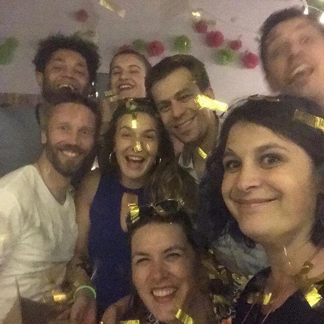 L'article sur la fête de mes 40 ans est sur mon blog :). N'hésitez pas à me laisser un petit mot si ça vous inspire. Moi je file au boulot. Belle journée à tous !