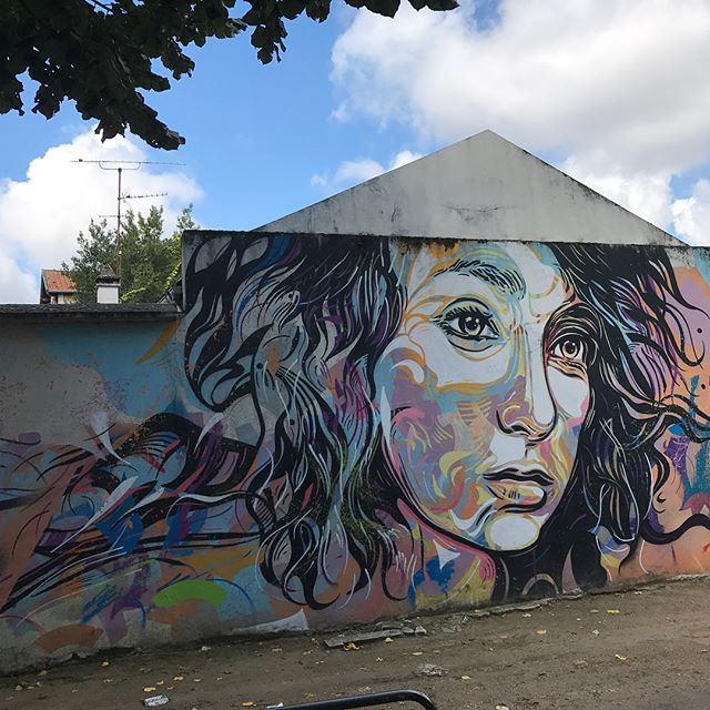 Coucou le street art de Vitry ! Et merci pour le dej Mel !! #streetart #vitryvitlestreetart