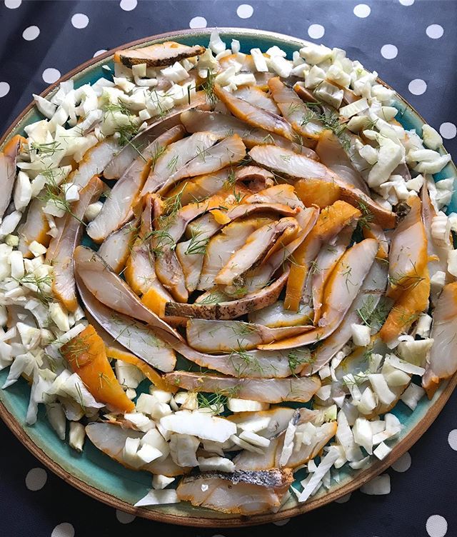 Quand Maëlle nous fait le repas ! Carpaccio de haddock et crème de panais #illicofresco #laphotodelasemaine