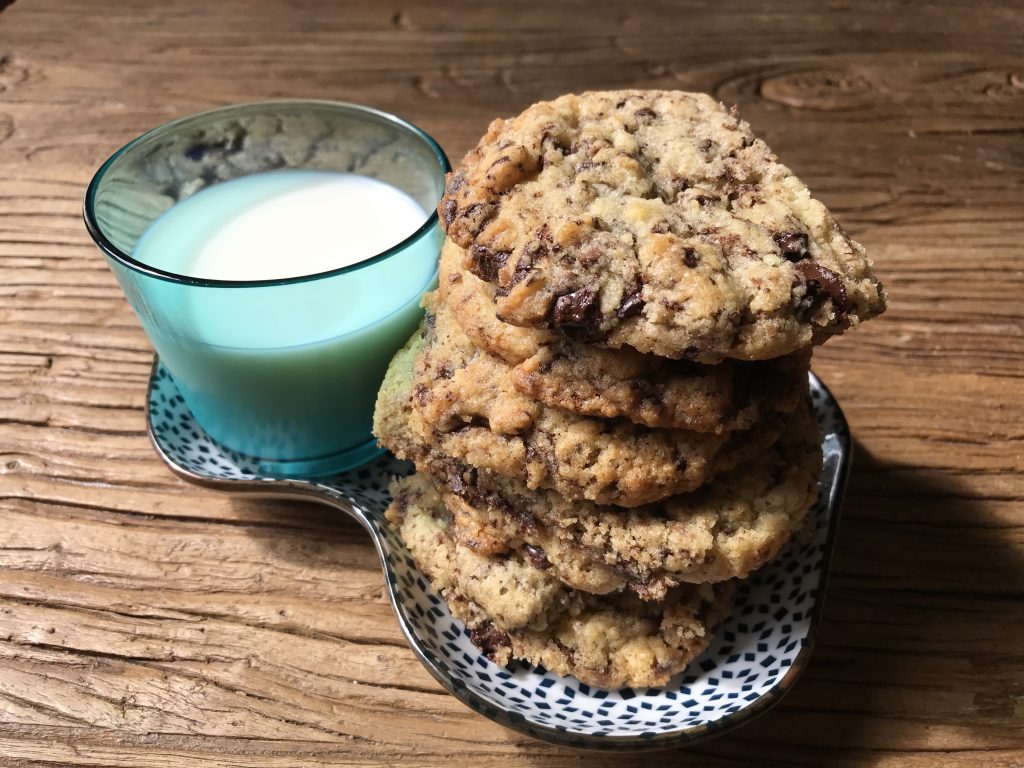 Recette vidéo de cookies au chocolat 2 cookies