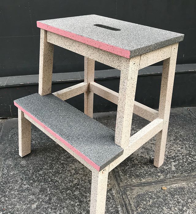 Customisation DIY avec l'Atelier peinture Rustoleum 2 atelier peinture Rustoleum : tabouret peinture