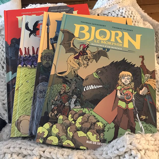 Avant j’étais une grande fan de BD, j’essaye de m’y remettre doucement. J’ai lu ces deux séries dernièrement, plutôt sympa. Pas de coup de coeur mais chouettes à lire. Si vous êtes fans de BD, vous me diriez ce que vous avez adoré dernièrement ? #bd  #bdphile