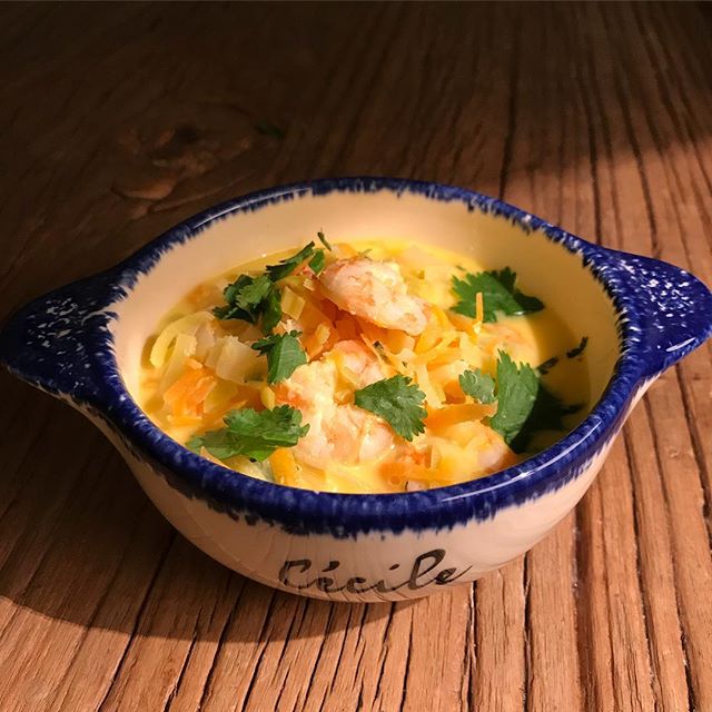 Hier, c’est Maëlle qui a cuisiné le plat @illico.fresco de la semaine ! Grosse régalade avec cette soupe de crevettes thaï ! (Si vous voulez que je vous parraine, envoyez-moi votre adresse mail en commentaire, vous et moi aurons 20€ de réduction sur nos futures commandes). #illicofresco #laphotodelasemaine