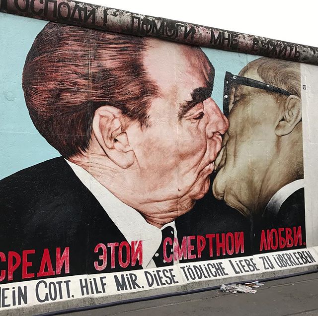 Sur mon blog, le récit de mon WE à Berlin, avec les copains et sans enfant. De quoi vous donner des envies d’y aller à votre tour je crois :) #berlin