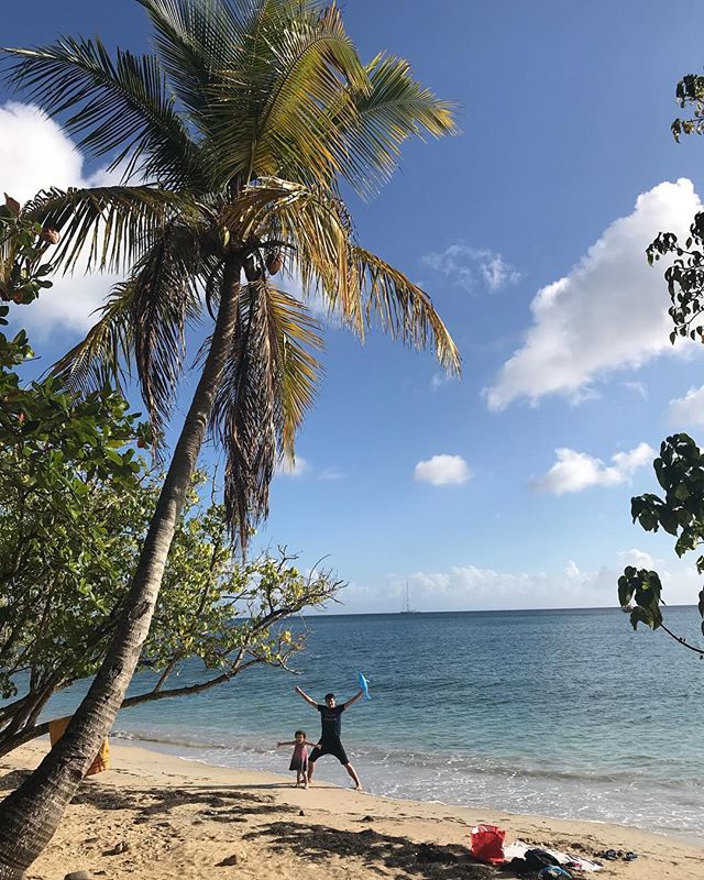 Le plus grand des cousins et la plus petite des cousines #cilouenmartinique #martinique #borgnese