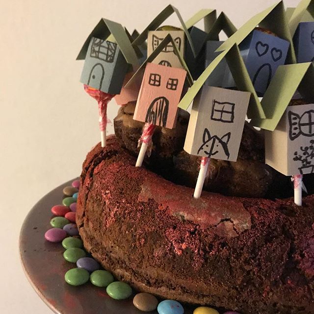 Sur mon blog, je raconte l’histoire de ces petites maisons :) #déménagement #ciloubidouille