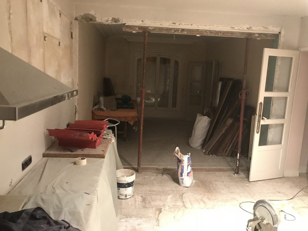 Chantier de la cuisine en construction