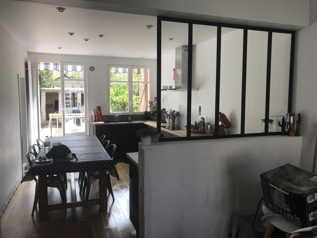 Installation de la cuisine : le montage #2 16 verrière cuisine