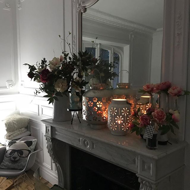 Lumières dansantes : comment les bougies éclairent mon intérieur 1 Bougies au dessus ma cheminée