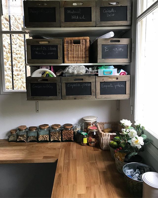 Arrière-cuisine en ligne sur mon blog :). Fin du teasing ! Place à la découverte de cette pièce que j’adore, si ça vous intéresse :) #ciloubidouille #arrierecuisine #cuisineikea #cuisine #diy #decorationideas