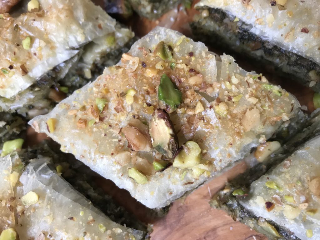 baklavas salés aux épinards et aux noix