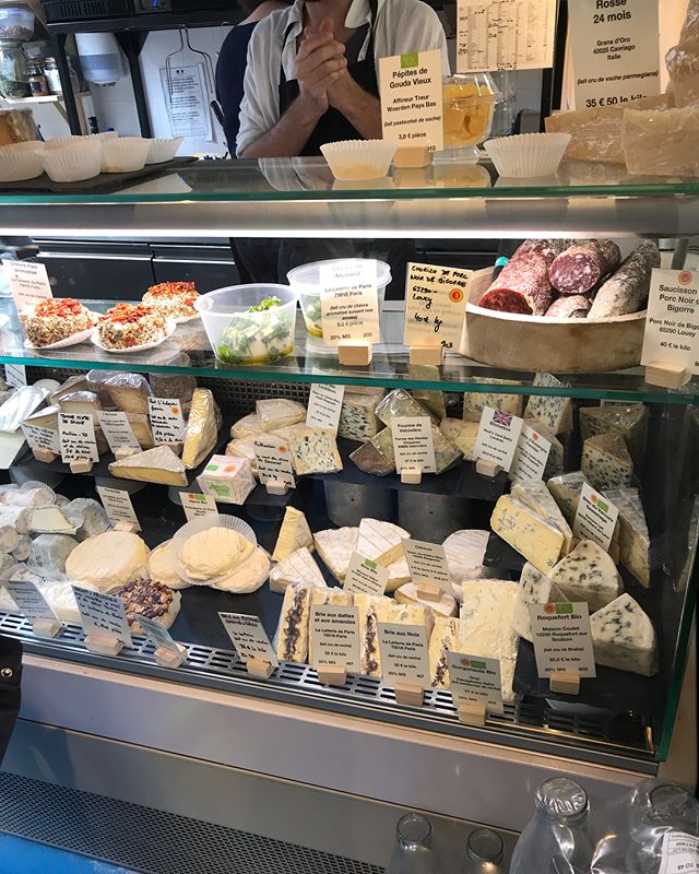 Réalisation d'un rêve un peu cliché français 3 Fromagerie à Paris, La laiterie de Paris vitrine