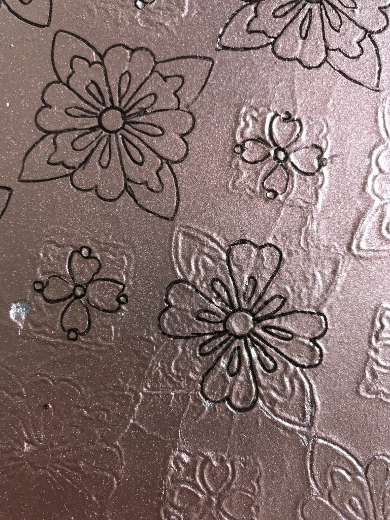customisation de guéridon - détail dessin