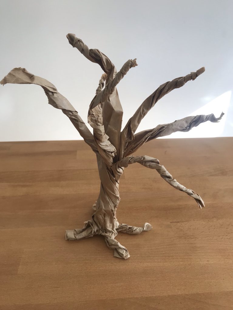 arbre en papier d'halloween