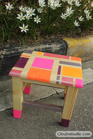 tabouret personnalisé à l'aide de vernis à ongles