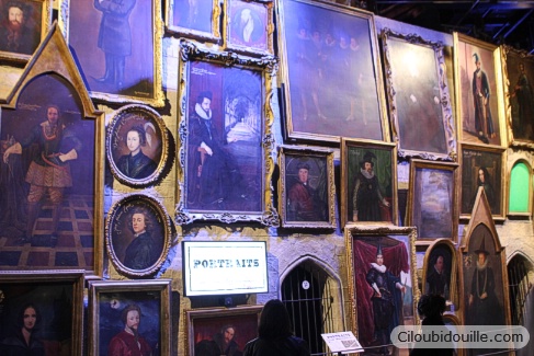 studios harry potter : les tableaux de poudlard