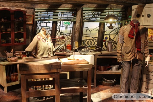 studios harry potter maison des Weasley