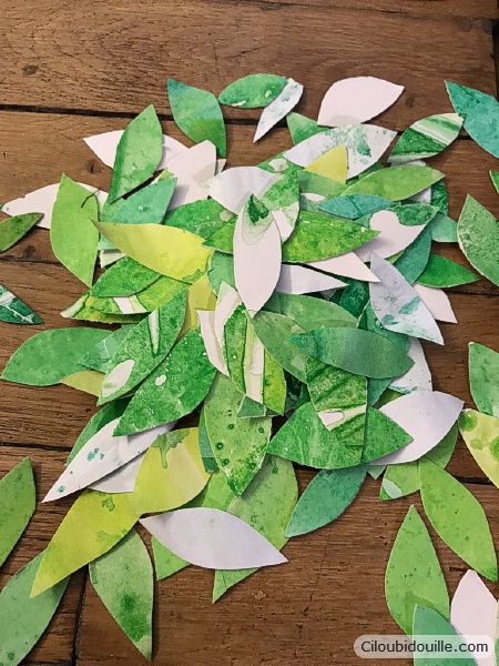 Sapin de Noël en feuilles découpées 8 faire un sapin en bois et en feuilles découpées
