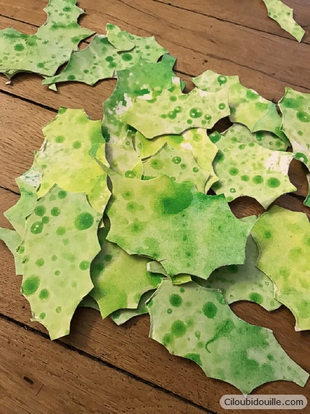 Sapin de Noël en feuilles découpées 9 faire un sapin en bois et en feuilles découpées