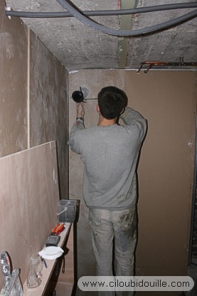 WEB 080306 221746 cave%20TF1