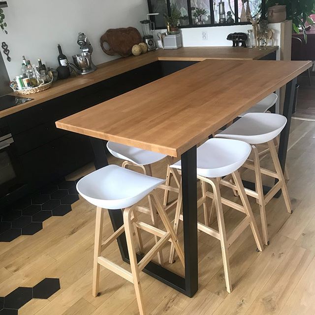 La table haute de ma cuisine