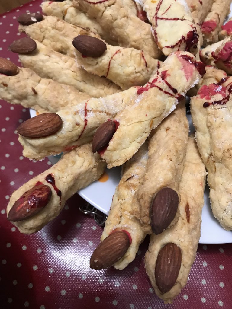 Décoration d'Halloween - doigts de sorcière biscuit