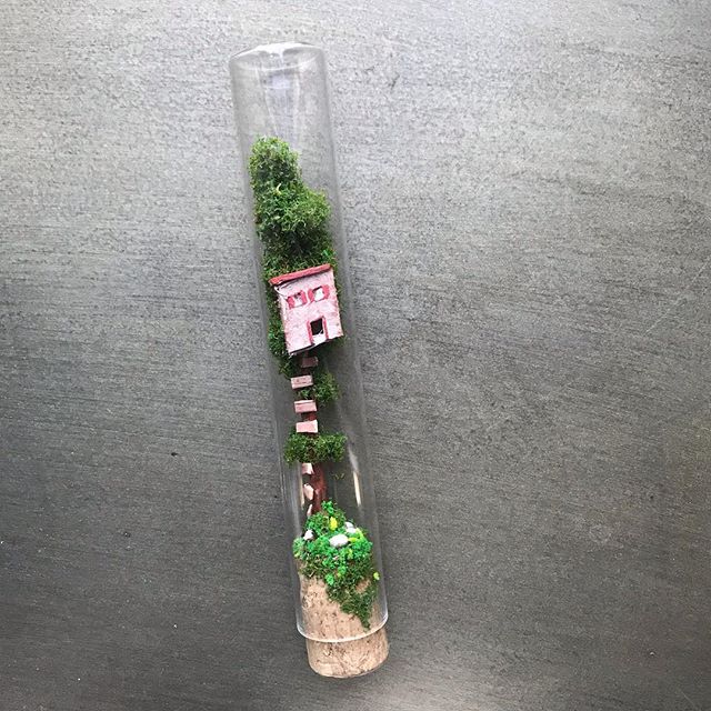 Tuto créatif : idée originale de cabane miniature en 4 étapes 1 Cabane miniature dans un tube à essai