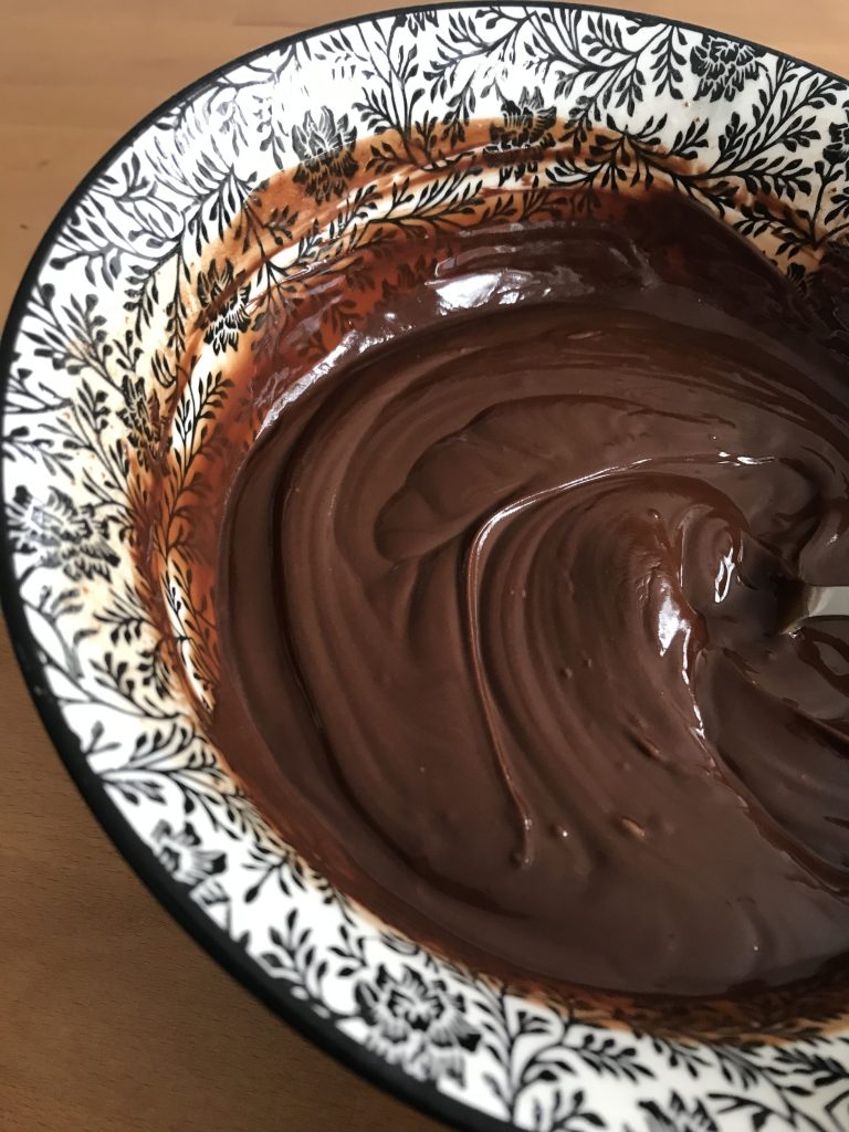 sauce chocolat et beurre fondu