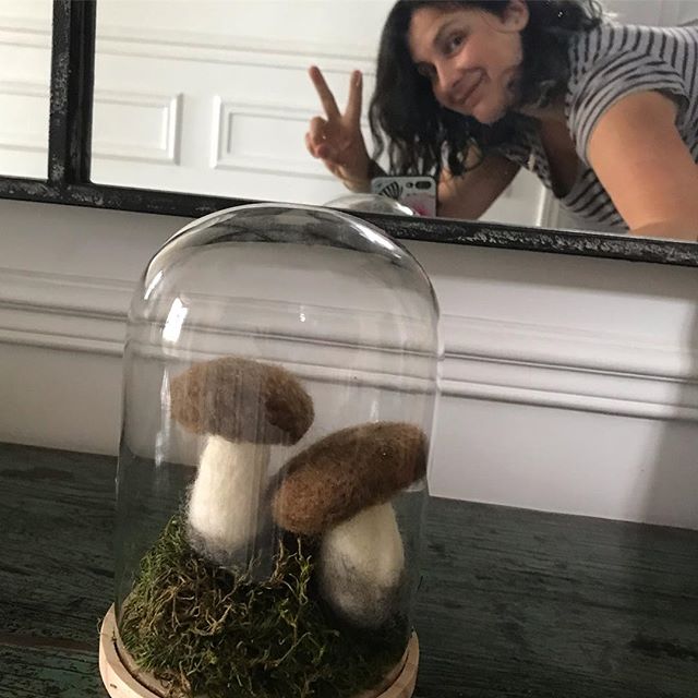 D'où vient ma créativité ? 1 champignon en laine cardéee