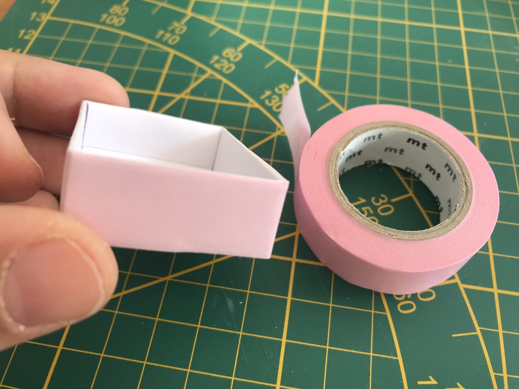 Envoyez des petites boites à message 12 masking tape