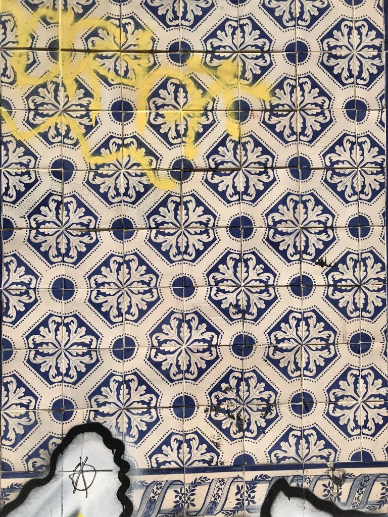 azulejos portugal