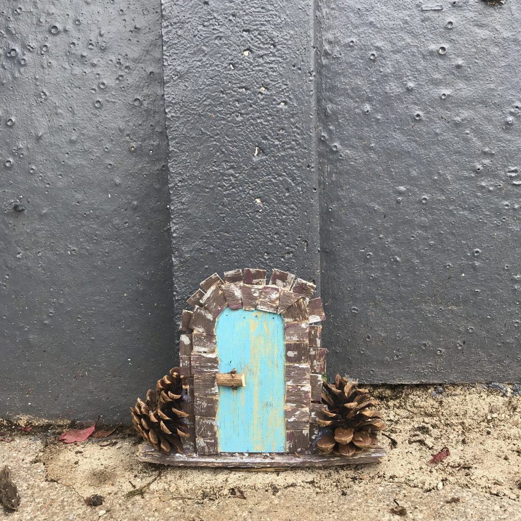 Fabriquer une mini-porte de fée pour son jardin 24 tuto de mini-porte