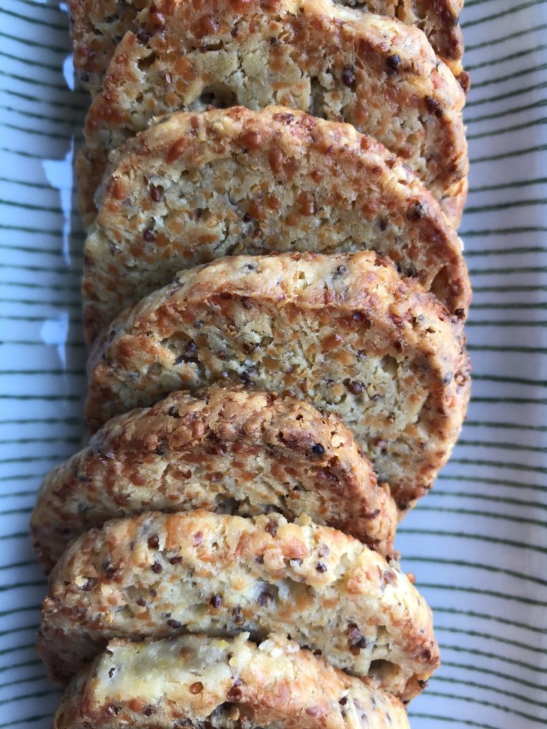 gateaux apéro à la moutarde maison