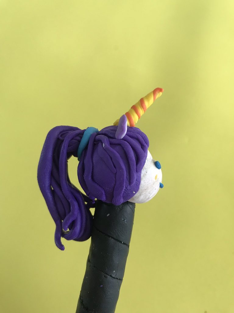 stylo fimo licorne