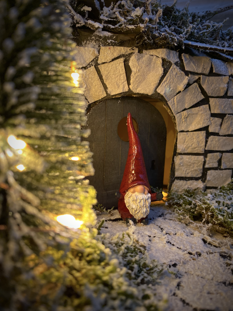 Calendrier de l'avent maison de lutin