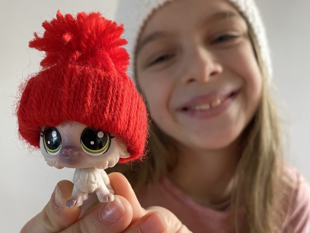 faire un mini-bonnet pour poupée