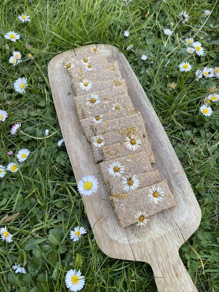 biscuits aux fleurs comestibles