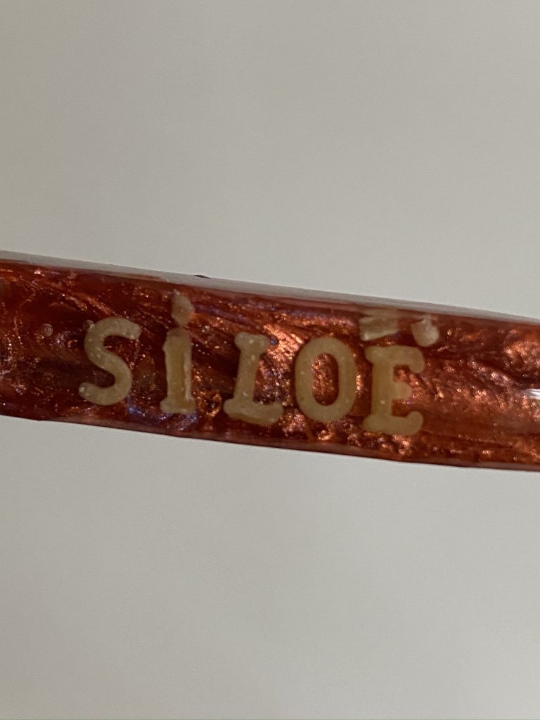 stylo en résine