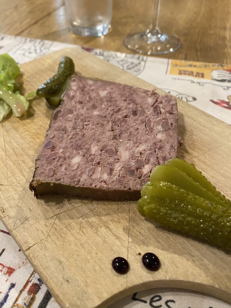L'Aisne en vacances : visite de Laon 21 L'estaminet Saint-Jean
