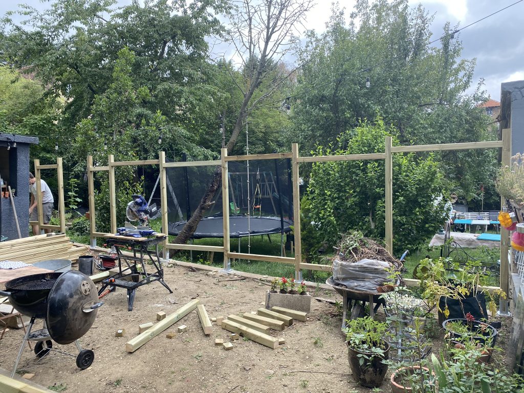 Construire une palissade en bois originale 11 IMG 8951