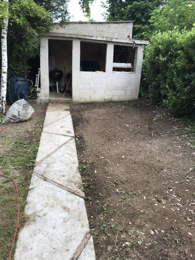 Construire une terrasse en bois tout seul 2 cabane avant