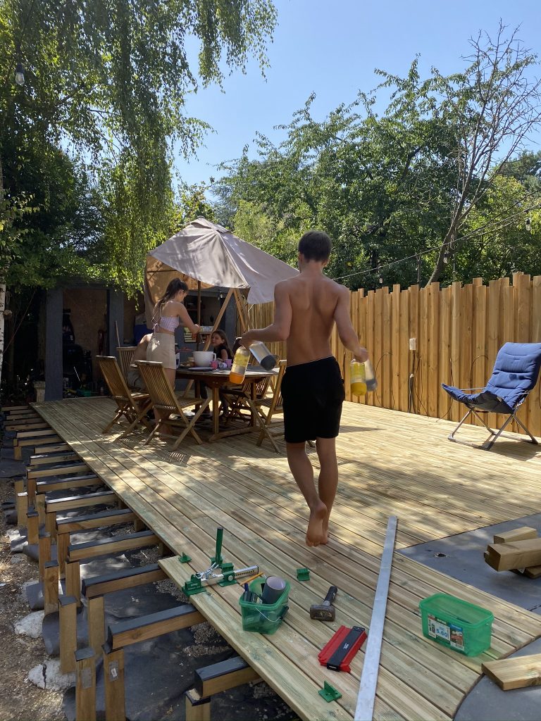 Construire une terrasse en bois tout seul 37 IMG 1204