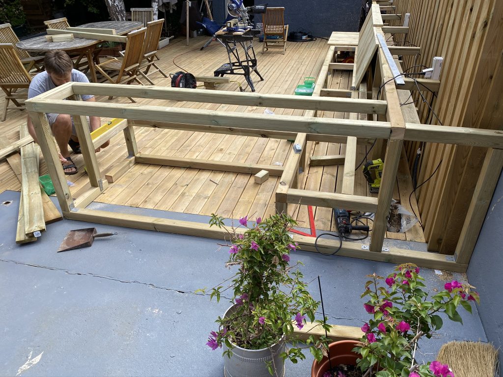 Construire une terrasse en bois tout seul 50 IMG 1698