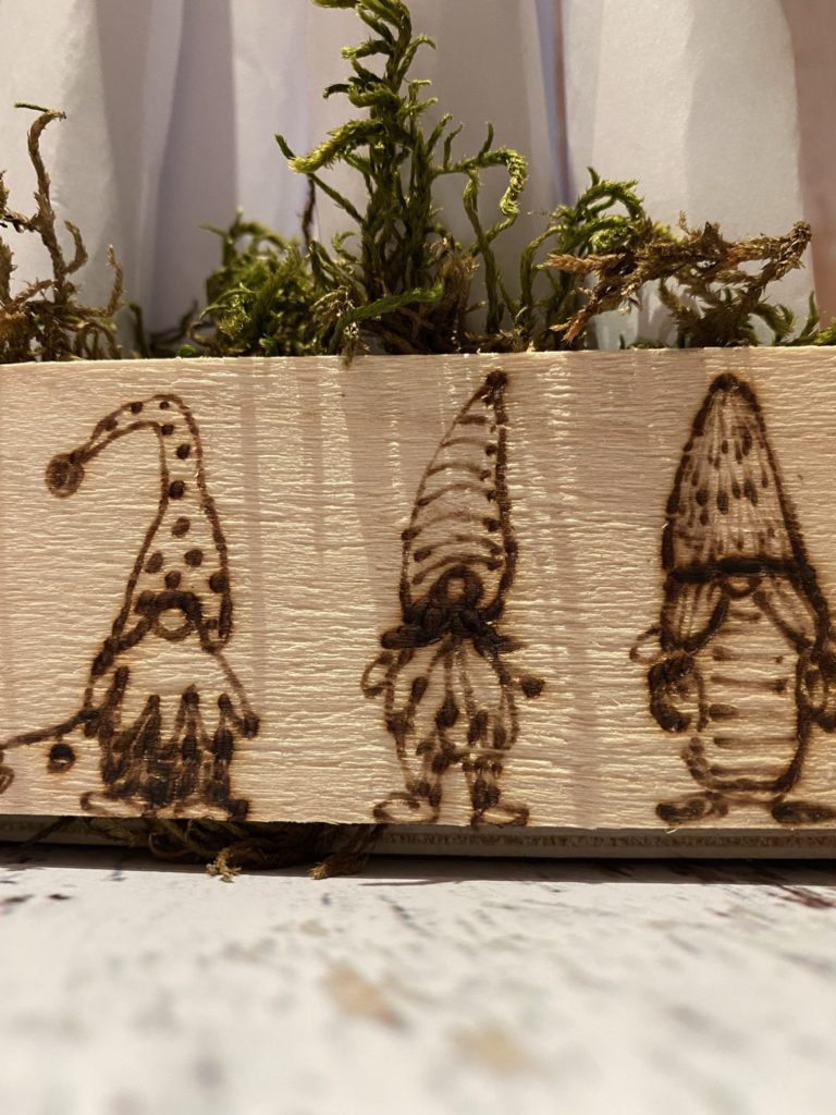 Calendrier de l'avent Bougies en papier 6 lutin pyrogravé